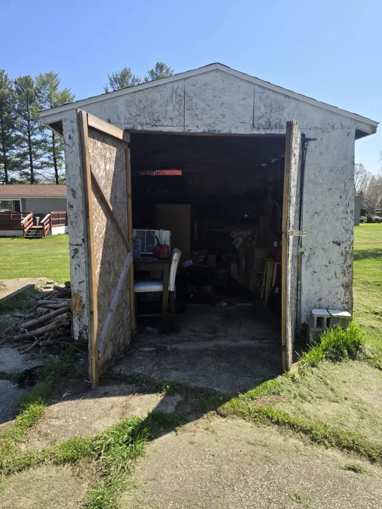 218 E Lake Street Crystal Township MI 48818