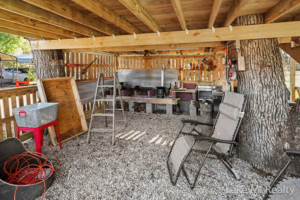 1889 E 40th Street Everett Township MI 49349