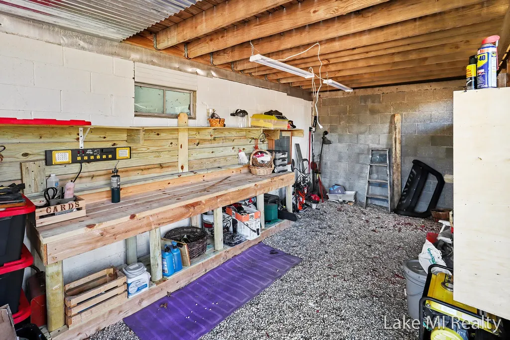 1889 E 40th Street Everett Township MI 49349