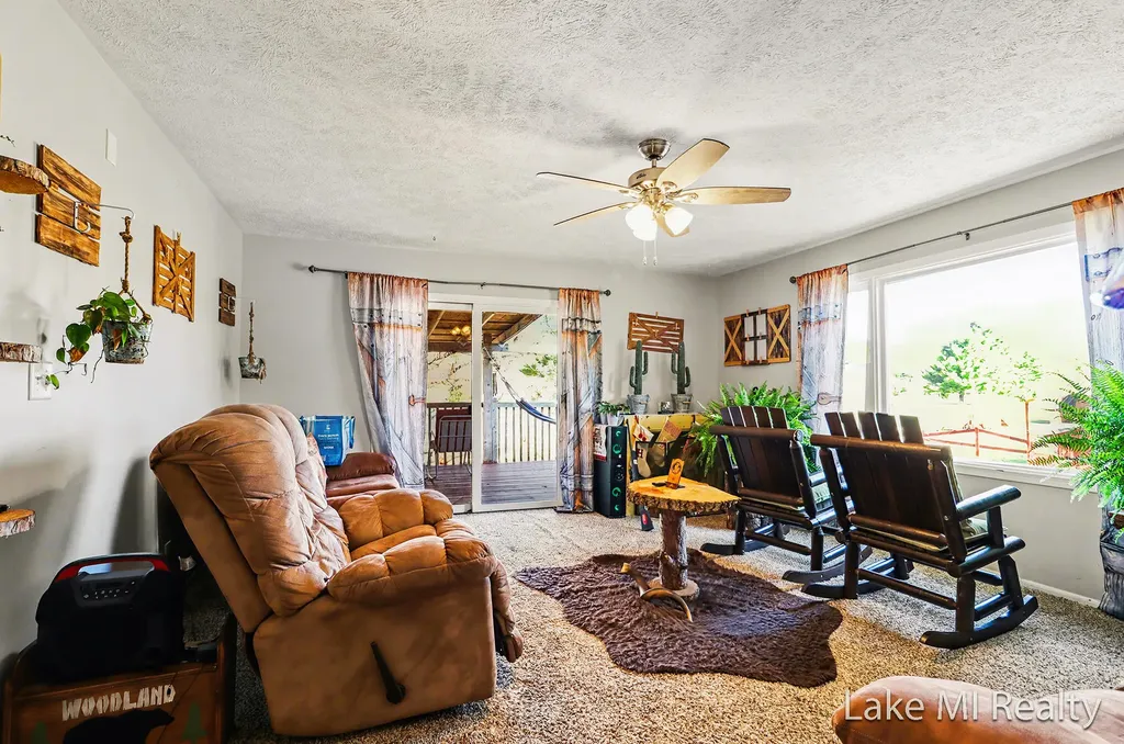 1889 E 40th Street Everett Township MI 49349