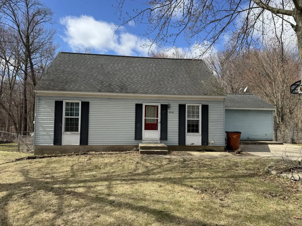 10736 Woodbushe Drive SE Lowell Charter Township MI 49331