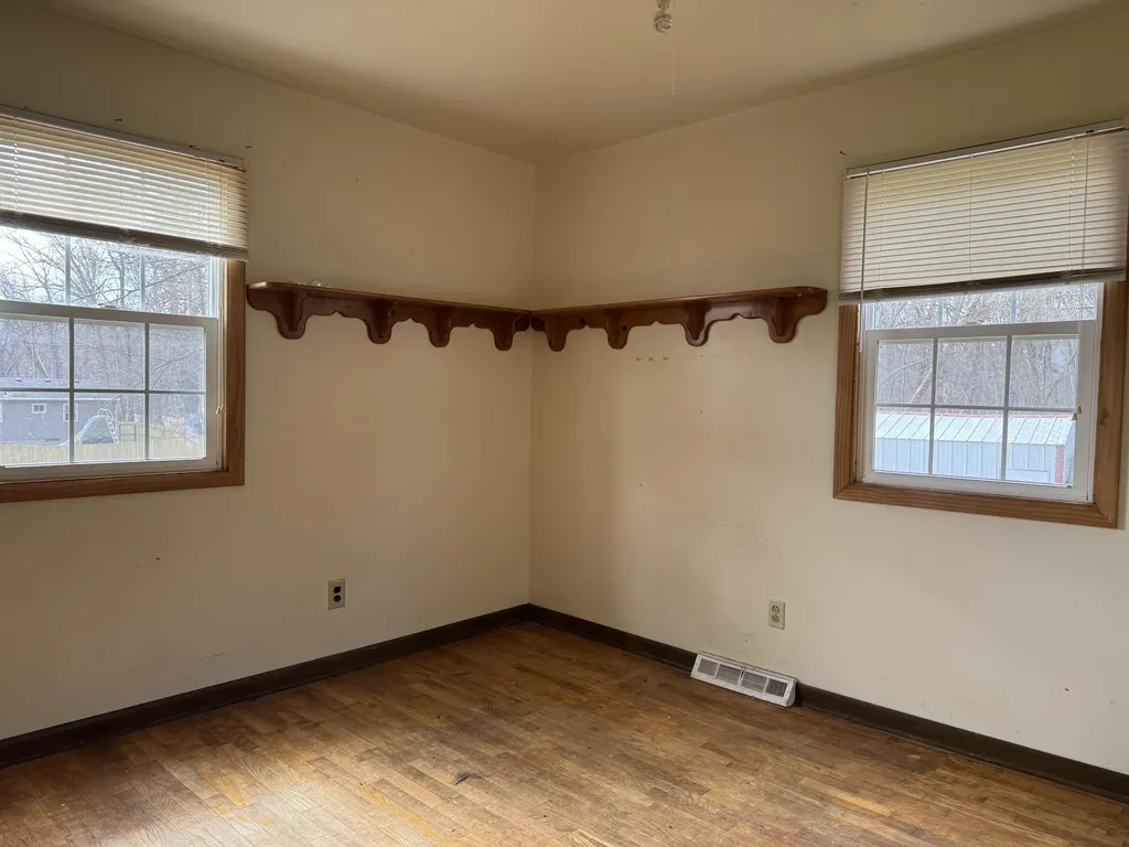 10736 Woodbushe Drive SE Lowell Charter Township MI 49331