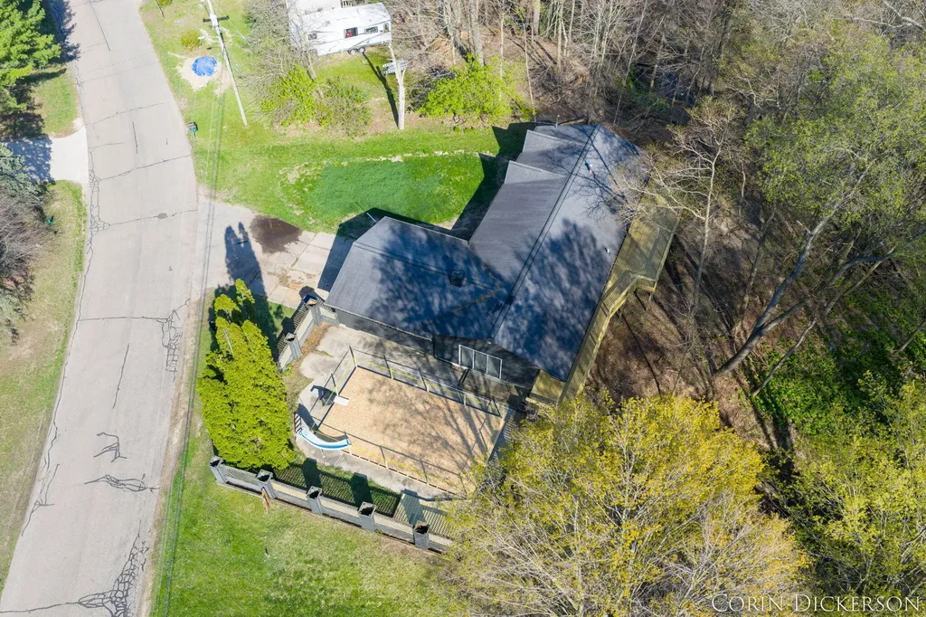 258 Lowe Street Allegan City MI 49010