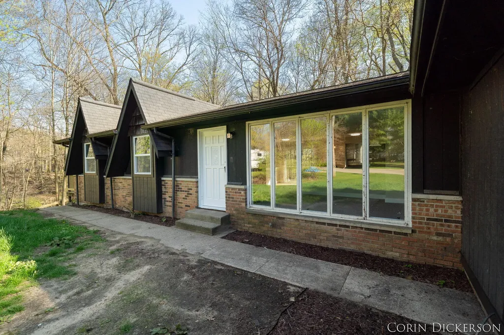 258 Lowe Street Allegan City MI 49010