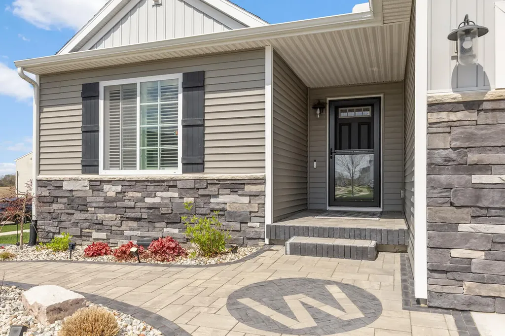 2629 Blooming Bud Lane Kentwood City MI 49508