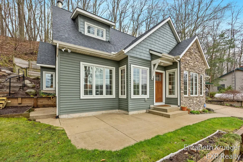5217 S Centerline Road Brooks Township MI 49337
