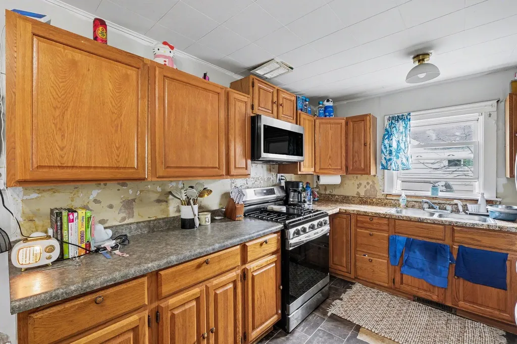 1267 Graf Street Muskegon City MI 49442