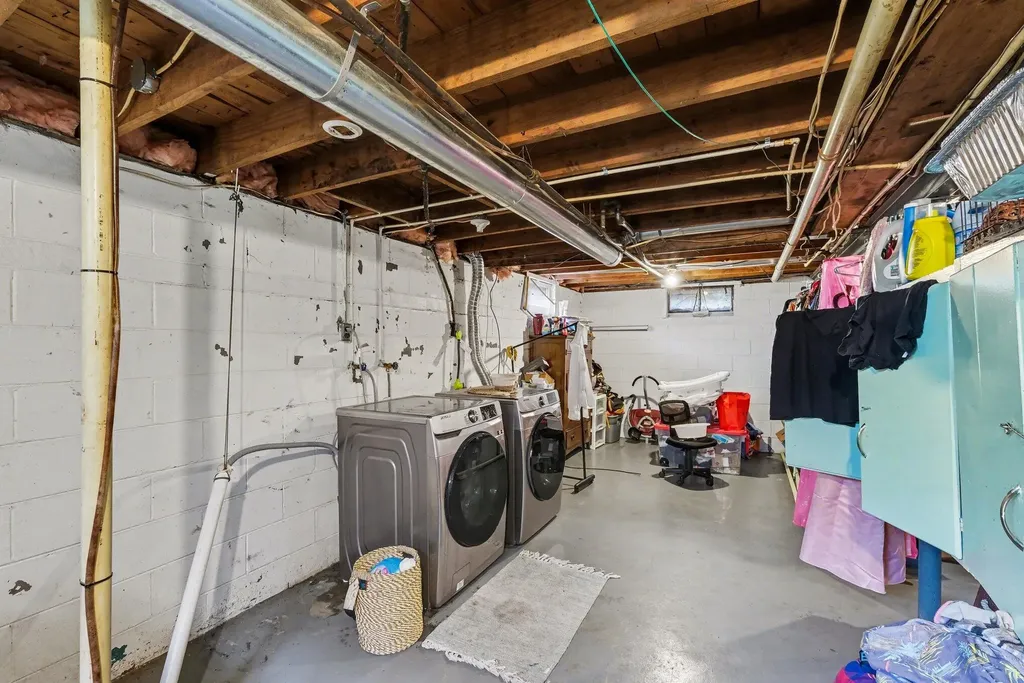 1267 Graf Street Muskegon City MI 49442