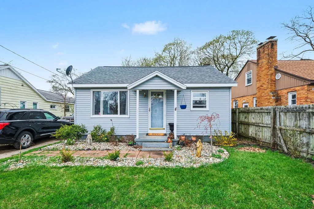 1267 Graf Street Muskegon City MI 49442
