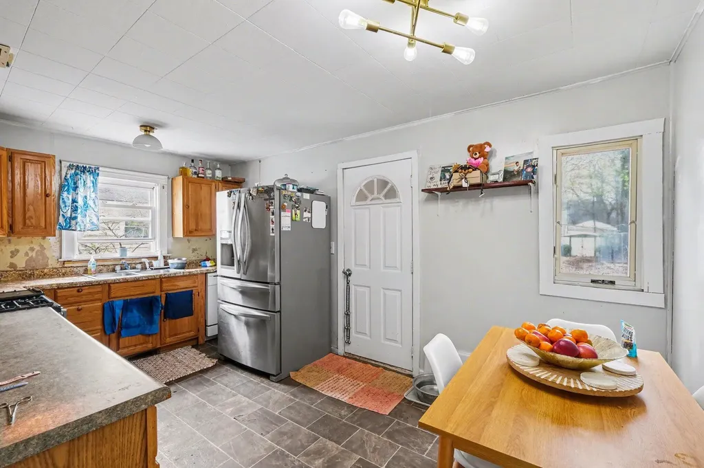 1267 Graf Street Muskegon City MI 49442