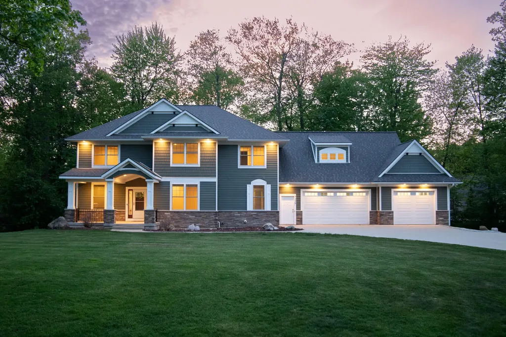 7117 Anchorage Court SE Caledonia Township MI 49316