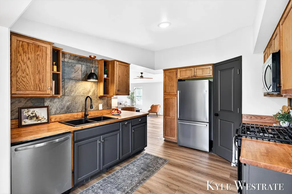 13393 Cypress Avenue Ensley Township MI 49343