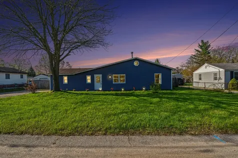 68 Nancy Street SE Kentwood City MI 49548
