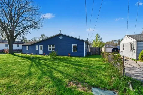 68 Nancy Street SE Kentwood City MI 49548