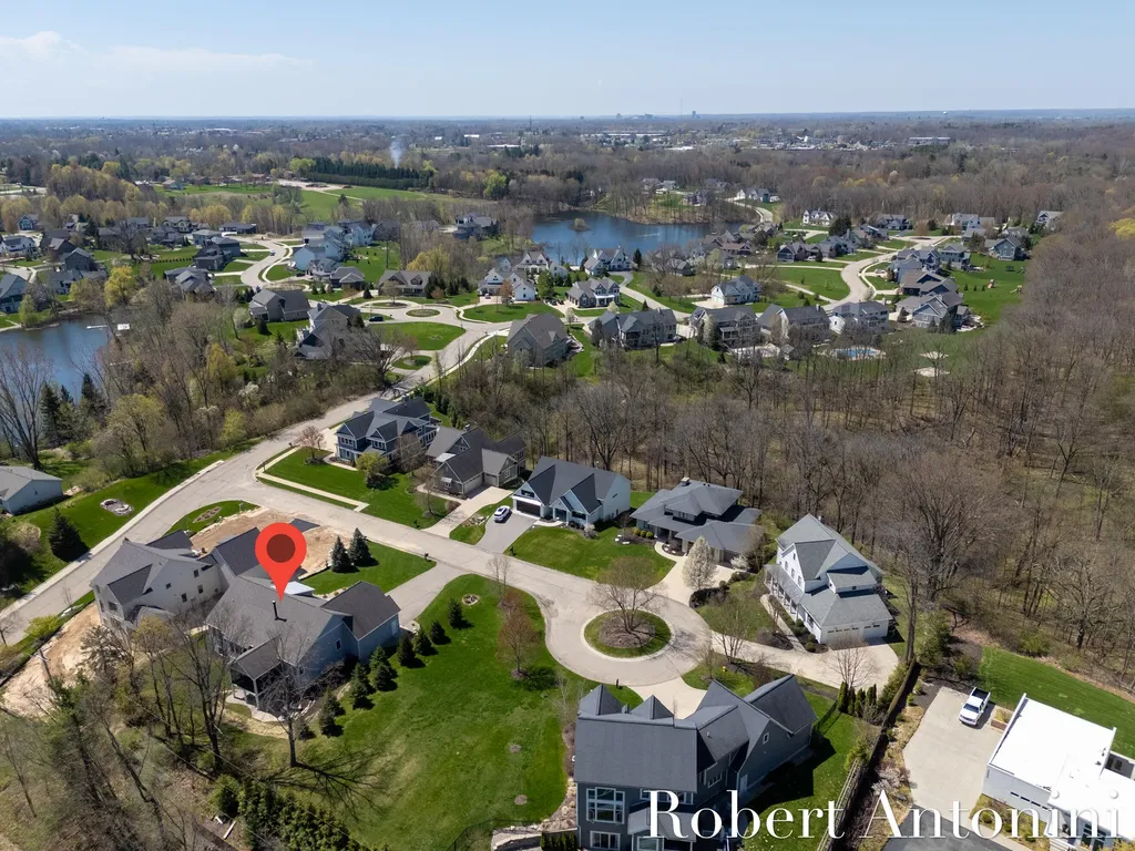 2352 Lake Birch Court NE Grand Rapids Charter Township MI 49525