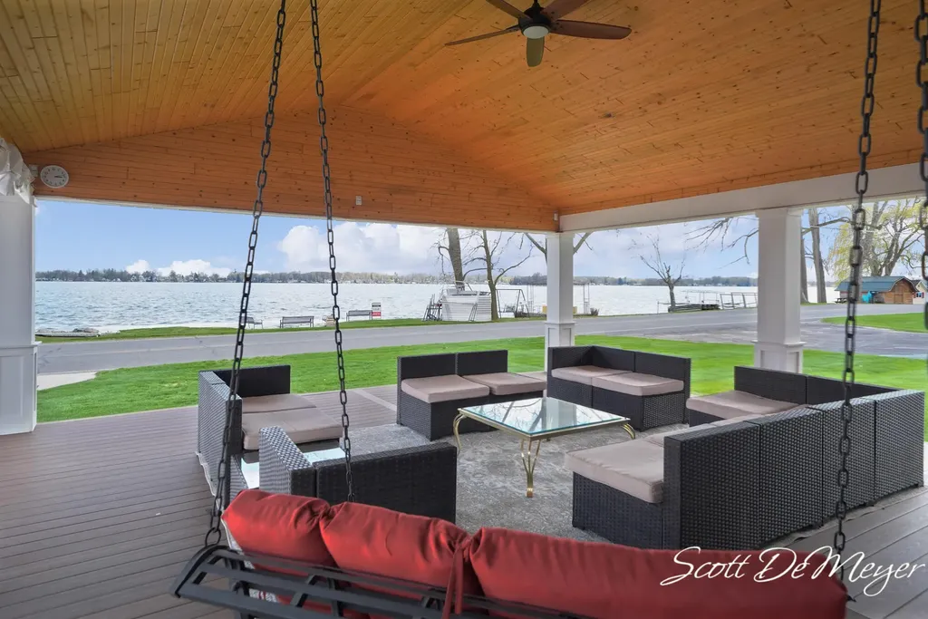 604 N Shore Drive Crystal Township MI 48818