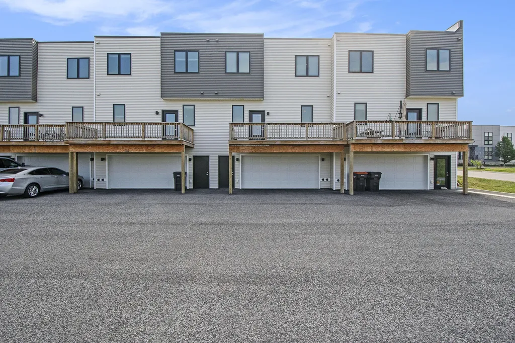 6015 Port View Drive SE Caledonia Township MI 49512