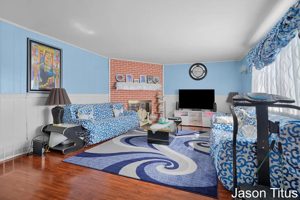 1696 Ball Avenue NE Grand Rapids City MI 49505