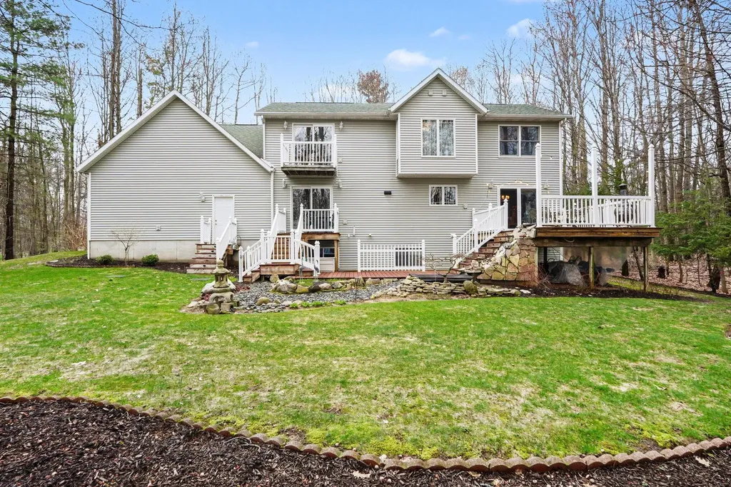 13240 Olin Woods Drive Solon Township MI 49345