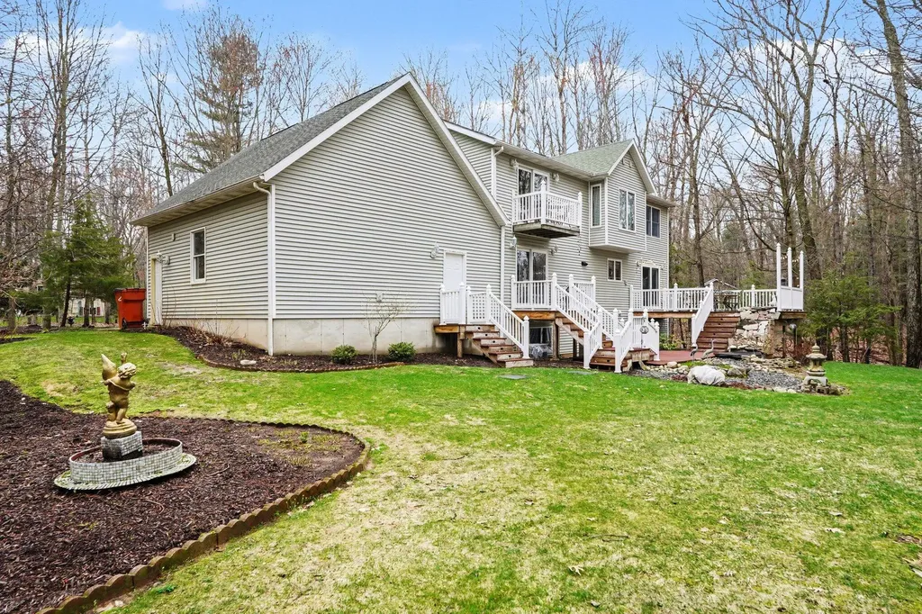 13240 Olin Woods Drive Solon Township MI 49345
