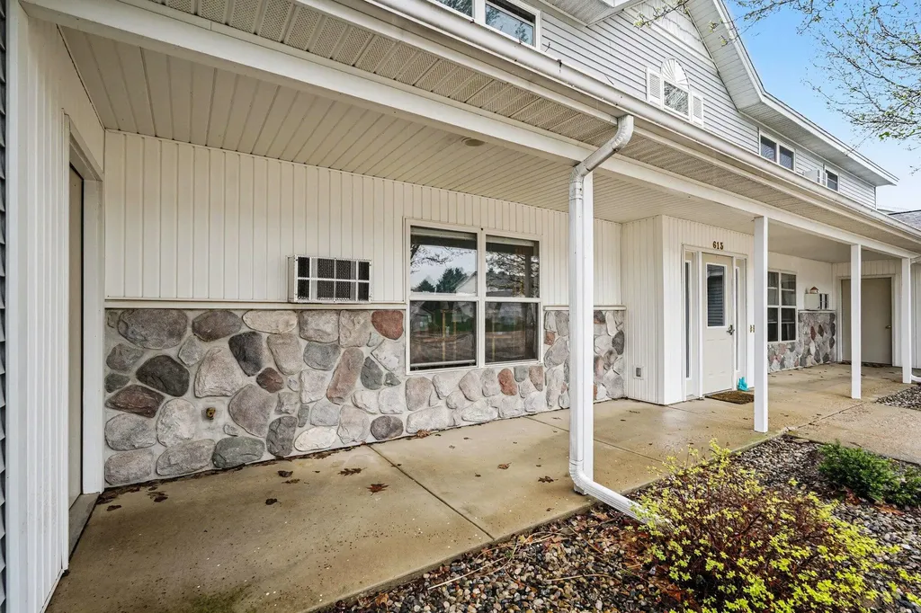 613 Trinity Drive Leighton Township MI 49316