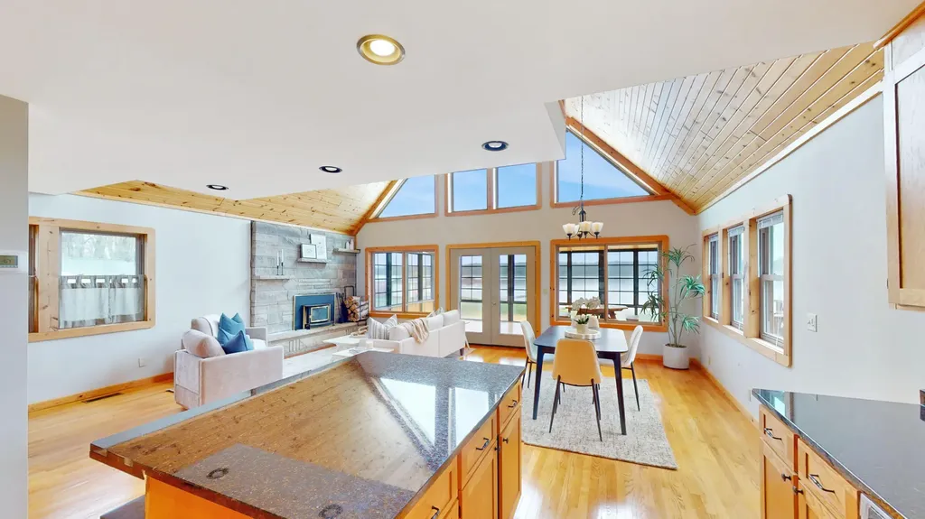 3230 Lakeview Drive Monterey Township MI 49010