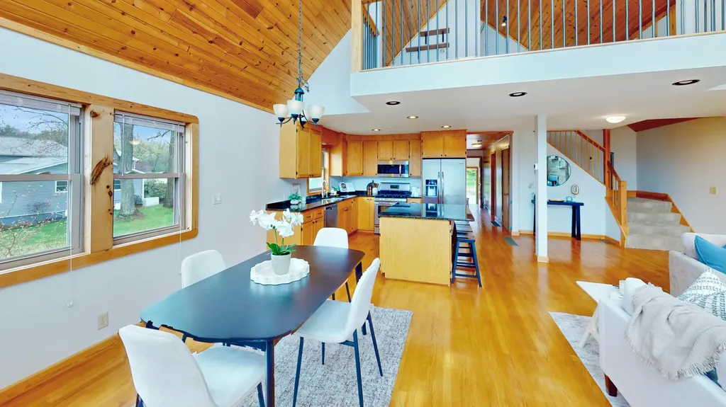 3230 Lakeview Drive Monterey Township MI 49010