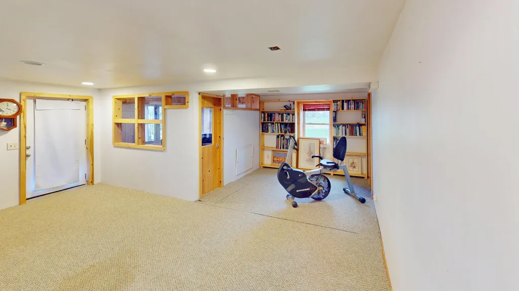 3230 Lakeview Drive Monterey Township MI 49010