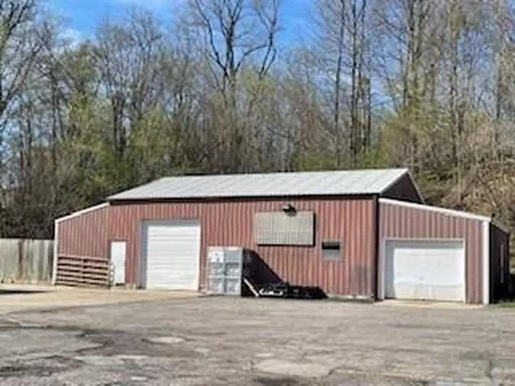 278 W Maple Street Muir Village MI 48860