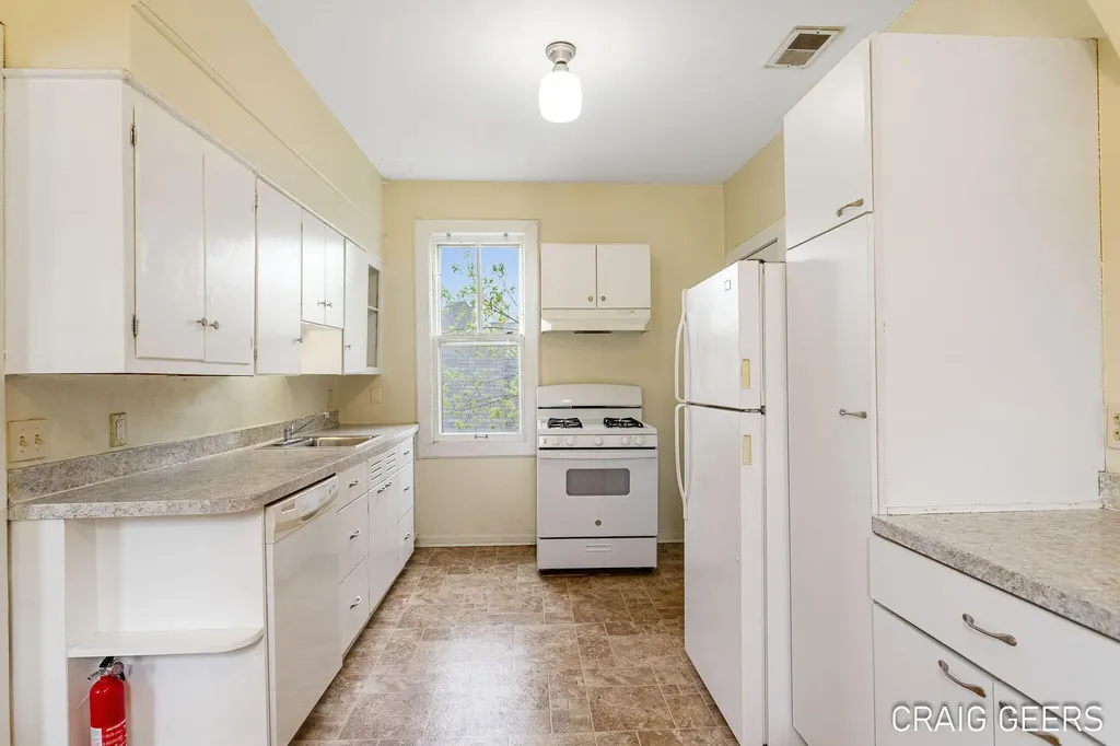320 Charles Avenue SE Grand Rapids City MI 49503