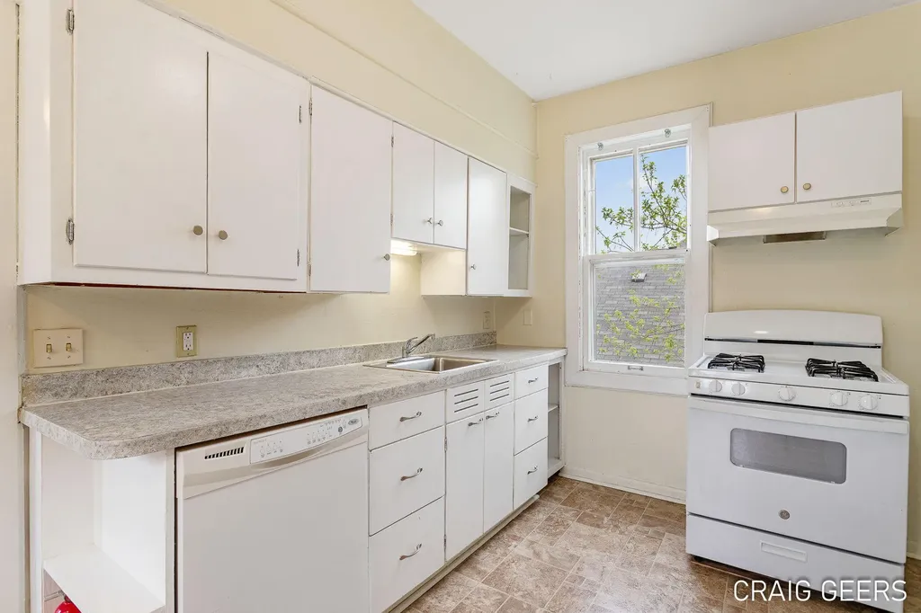 320 Charles Avenue SE Grand Rapids City MI 49503