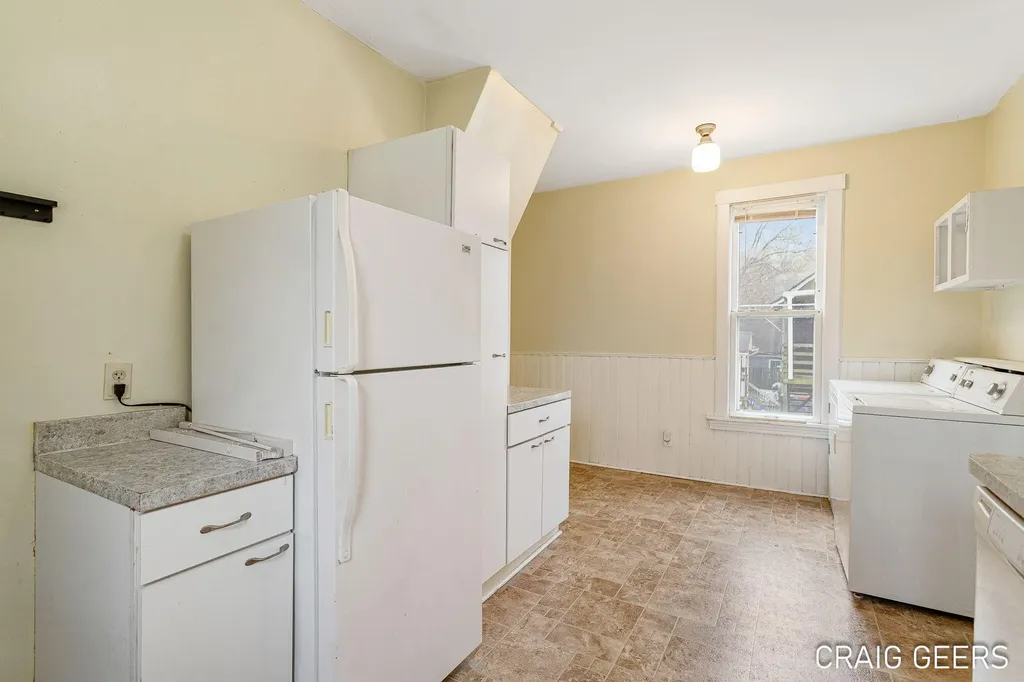 320 Charles Avenue SE Grand Rapids City MI 49503
