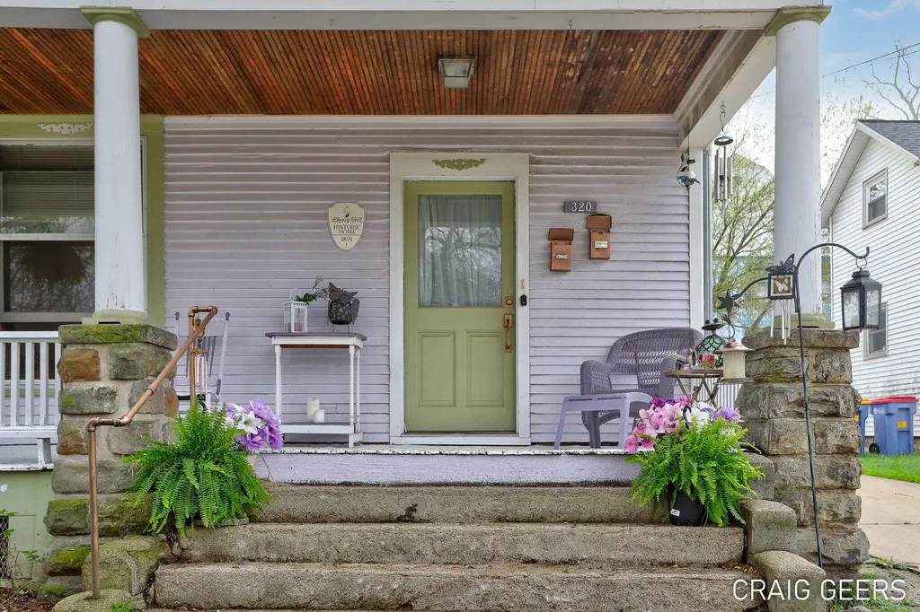 320 Charles Avenue SE Grand Rapids City MI 49503