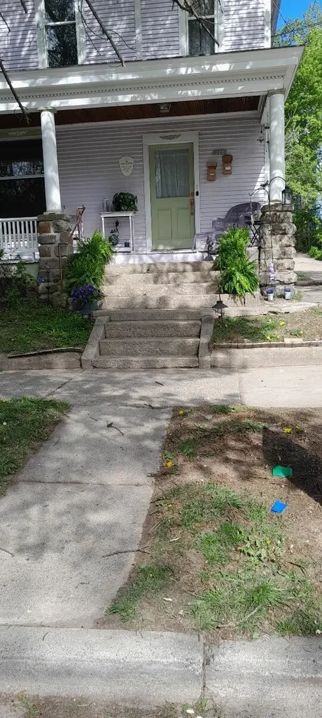 320 Charles Avenue SE Grand Rapids City MI 49503