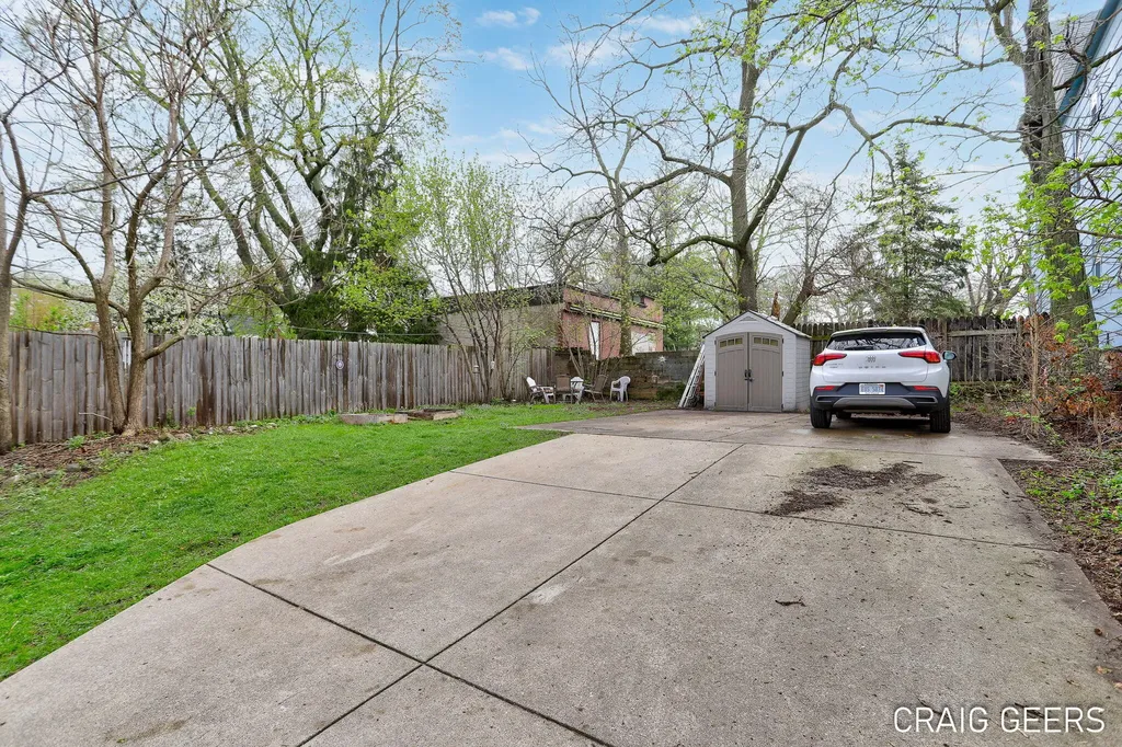 320 Charles Avenue SE Grand Rapids City MI 49503