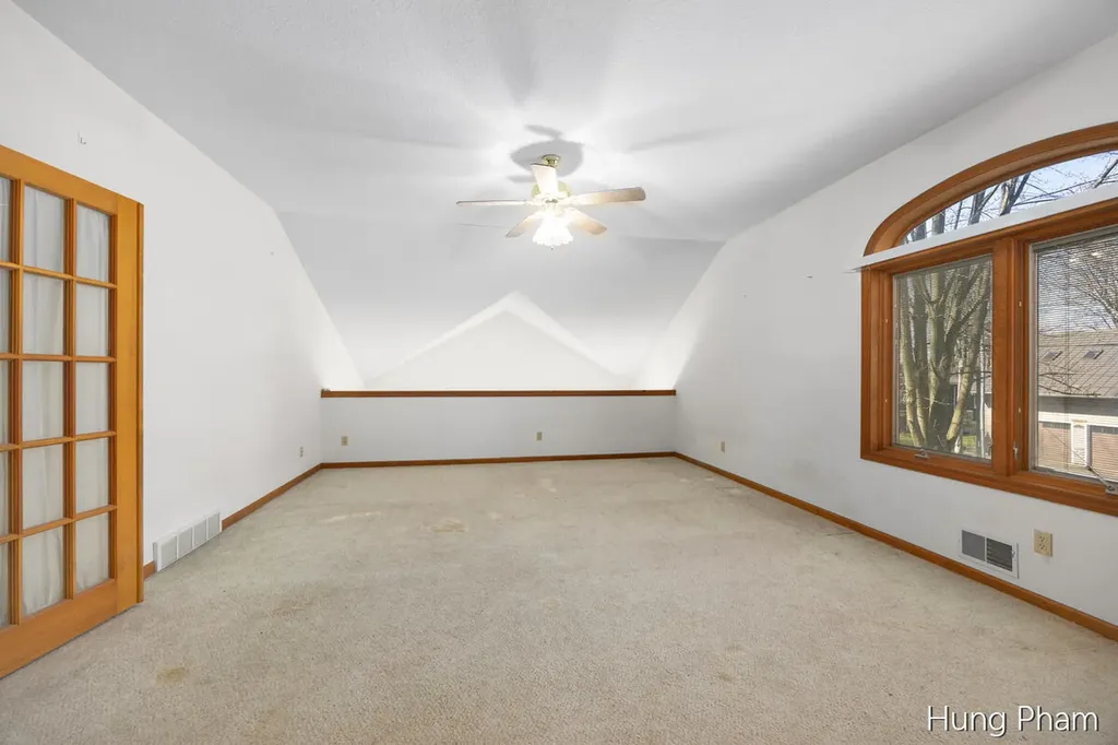 7724 W Lake Drive Morton Township MI 49346