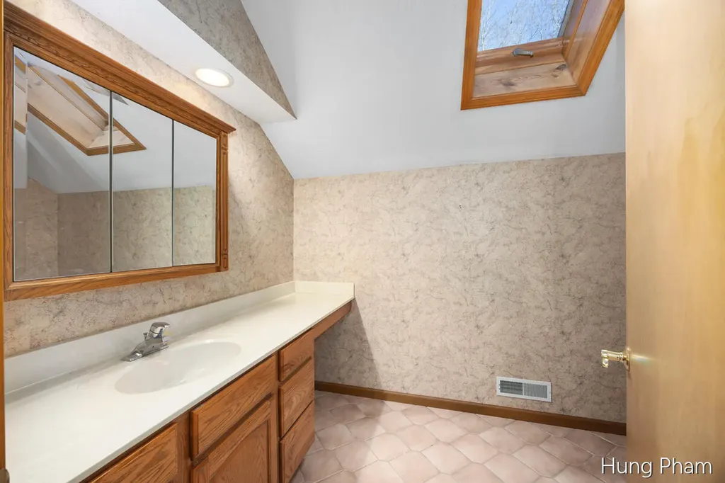 7724 W Lake Drive Morton Township MI 49346