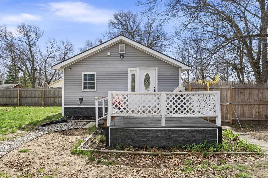 1322 Leonard Avenue Muskegon City MI 49442
