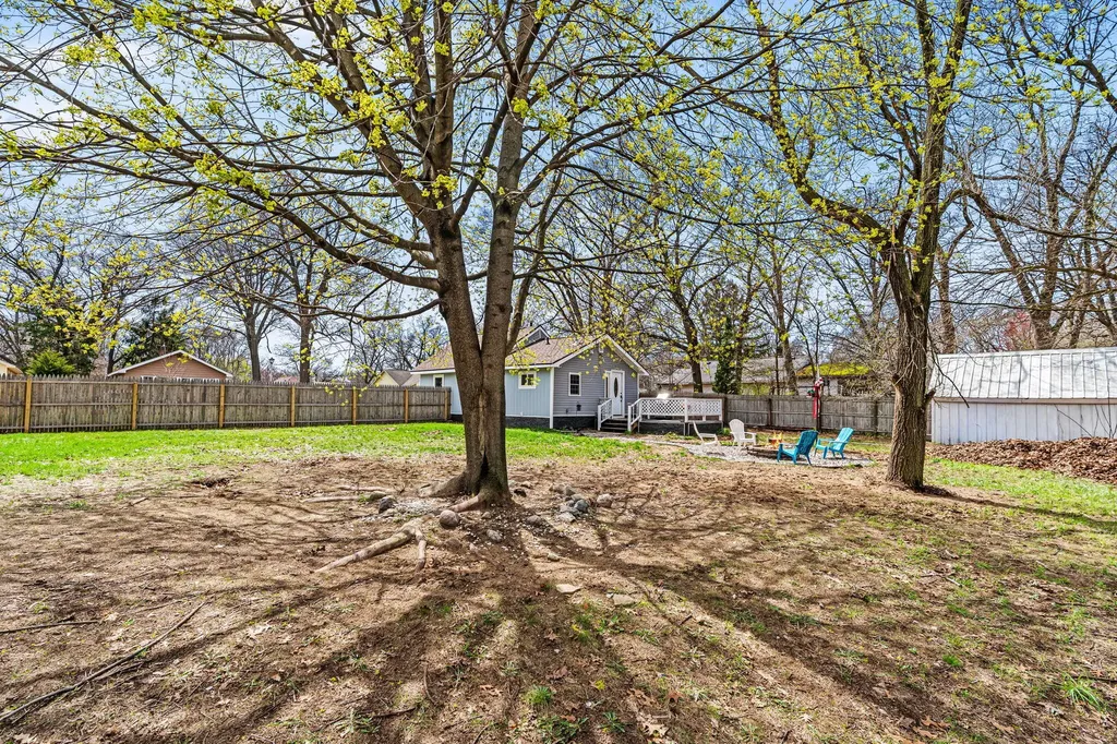 1322 Leonard Avenue Muskegon City MI 49442