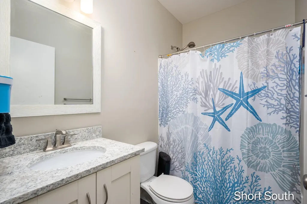 2090 Celadon Drive NE Grand Rapids Charter Township MI 49525