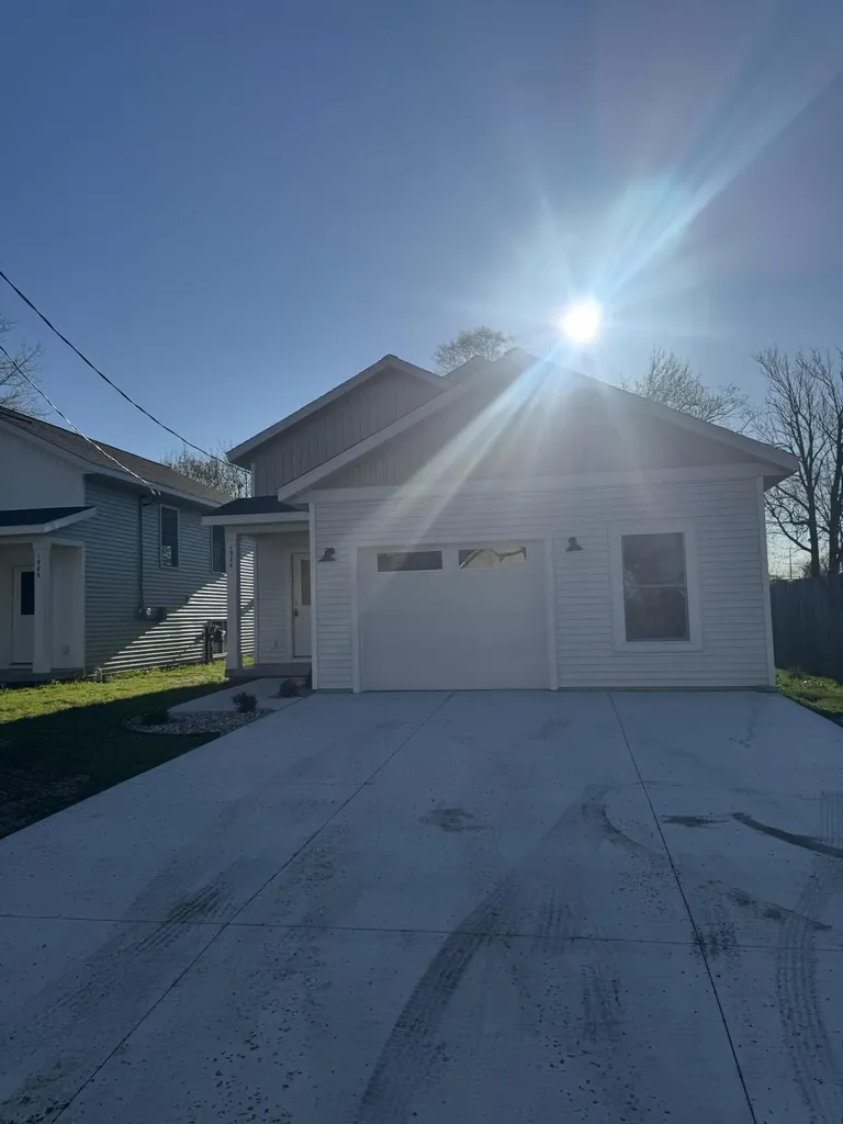 1974 Dowd Street Muskegon City MI 49441