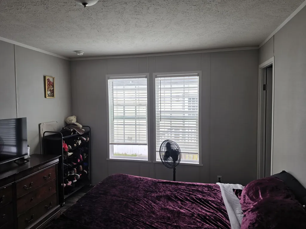 847 Apple Tree Court NW Walker City MI 49534