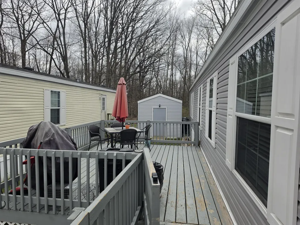 847 Apple Tree Court NW Walker City MI 49534