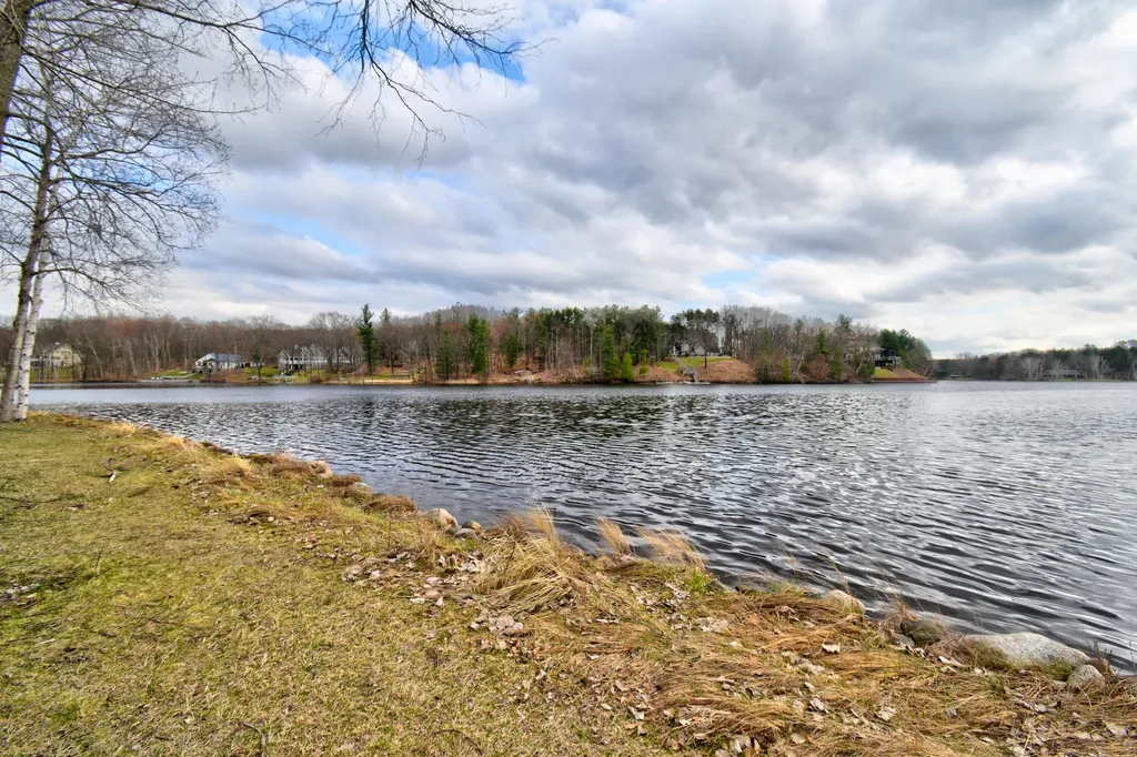 1291 S Queensway Drive Unknown City MI 48893