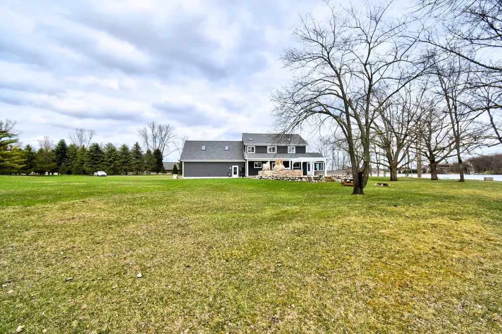 1291 S Queensway Drive Unknown City MI 48893