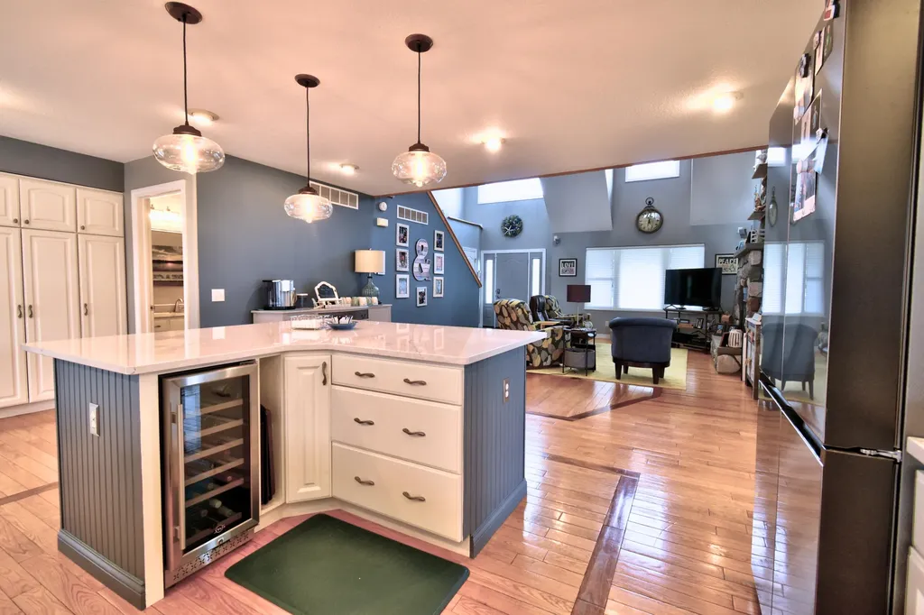 1291 S Queensway Drive Unknown City MI 48893