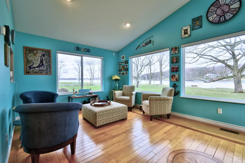 1291 S Queensway Drive Unknown City MI 48893