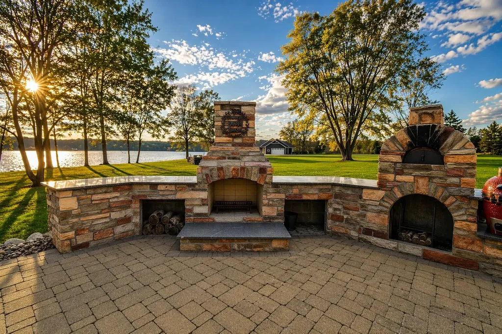 1291 S Queensway Drive Unknown City MI 48893