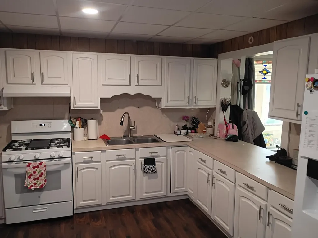 109 E Cass Street Bangor City MI 49013