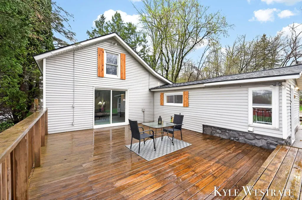 6707 Lessiter Road NE Grattan Township MI 48809